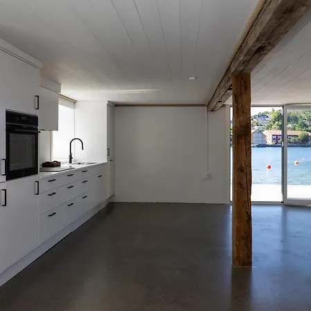 Ronnes 12 Villa